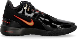 Nike Le Bron Zoom Ampd Basketbalschoen Zwart/Goud/Rood - Heren - Fitnessschoenen - Zwart - 41 EU - Fitness