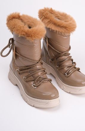 Prologue Rosie Gevoerde Laars met Bont