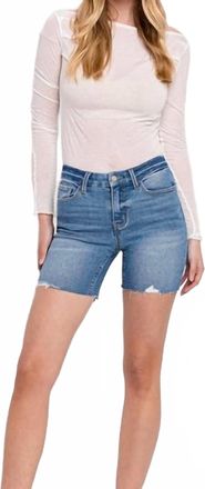 Flying Monkey Seamless Waistband Midrise Shorts In Crateur