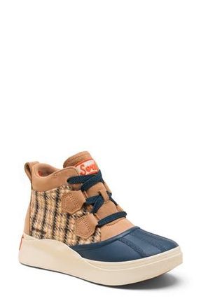 Sorel Out N About IV Classic Waterproof Duck Boot in Tawny Buff/Night Shadow at Nordstrom Rack, Size 7.5
