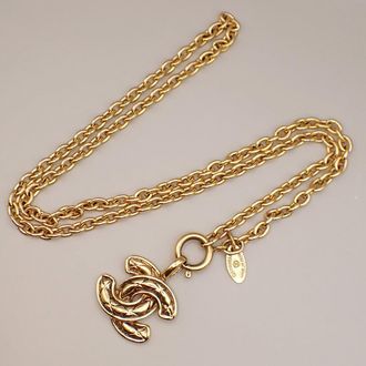 Chanel Vintage Cc Pendant Necklace Quilted Metal _Plated Jewelry (Pre-Owned)