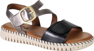 Diba Womens Chau Fer Wedge Sandal In Silver/black