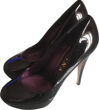 Gina Pumps - UK 7 - Black Size 40