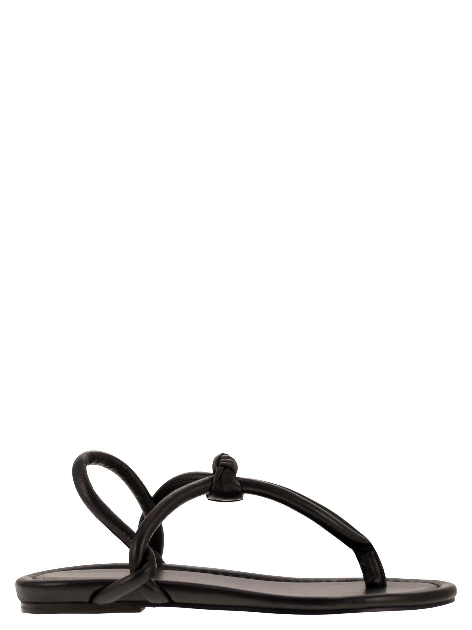 サンダル・ミュール FABIANA FILIPPI Leather flip-flops Leather flip-flops サンダル・ミュール FABIANA FILIPPI