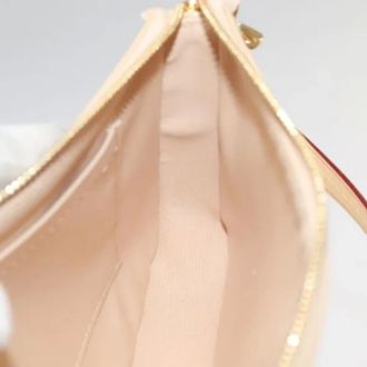 Louis Vuitton Pre-owned Shoulder Bags, female, Beige, Size: ONE SIZE Pre-owned Leather Shoulder Bag