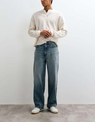 Abercrombie & Fitch jeans vestibilit&agrave; ultra baggy in lavaggio blu vintage