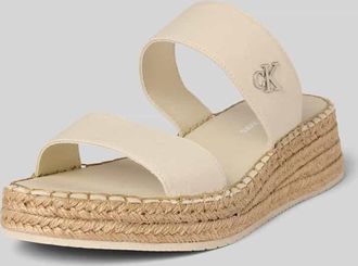 Calvin Klein Jeans Sandalen mit Label-Detail in Beige, Größe 38