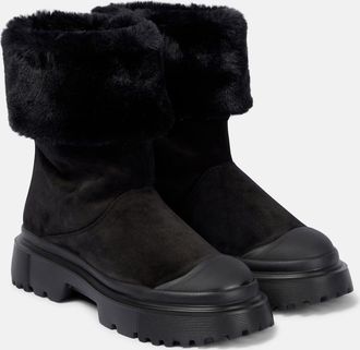 Hogan H619 suede ankle boots