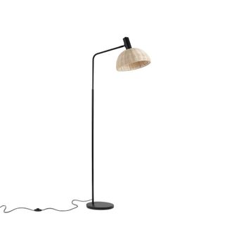 Koketto Home L&aacute;mpara de pie en rat&aacute;n natural y metal negro