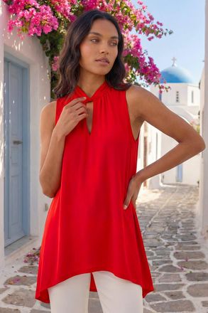 Roman Keyhole Front Stretch Top