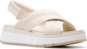 Clarks Tuscan Crisscross Slingback Sandal in Cream Leather at Nordstrom Rack, Size 8.5