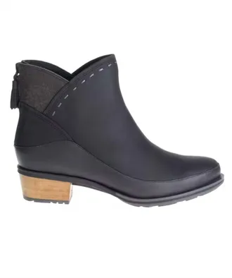 Chaco Womens Cataluna Mid Casual Boots In Black