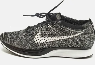 Nike Nike X Sacai White/black Knit Fabric Racer Oreo 2 Lace Up Sneakers