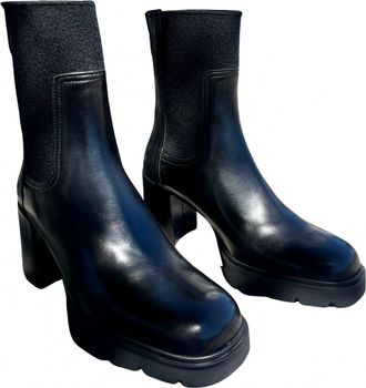 Homers Susan Heeled Boots In Supreme Black