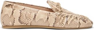 Stuart Weitzman Britt Bow Loafer - Dames - Loafers - Beige - 40 EU - Leer - Schoenen