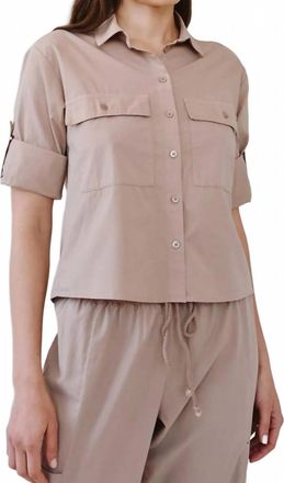 Bella Dahl Long Sleeve Crop Utility Shirt In Soft Dune
