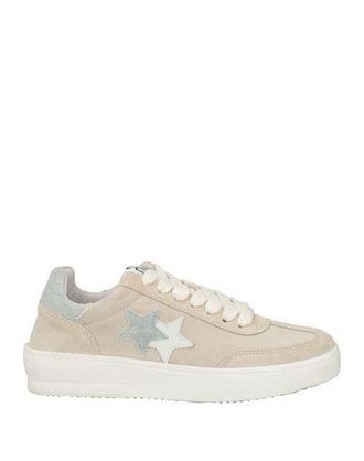 2Star Sneakers