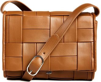 Themoir&egrave; Womens Feronia Flat Weaved Bag In Toffee