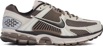 Nike Sneaker Zoom Vomero 5