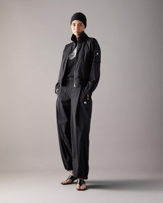 Moose Knuckles Womens Skyline Cropped Jacket