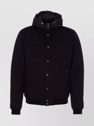 パーカー・フーディ MOORER FW21 HOODED JACKET (ALIBRANDO_STPU0498) 全天候型の「ACQUA」シリーズから提案するのは、ライトダウンの