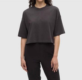 tentree Laurelwood Crop Tee In Charcoal