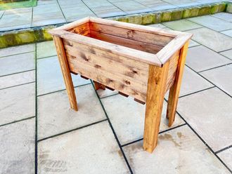 Charles Taylor Trading Large Wiltshire Planter in Brown