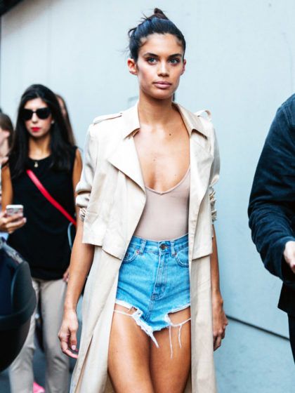 Come mettere l’autoabbronzante? Ecco i trucchi da conoscere