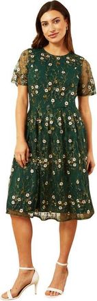 Yumi Embroidered Floral Skater Dress in Green at Nordstrom, Size 14