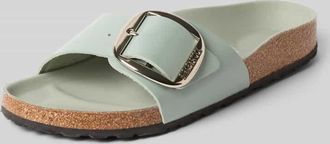 Birkenstock Slides aus Leder mit Dornschlie&szlig;e Modell MADRID BIG BUCKLE in Hellgruen, Gr&ouml;&szlig;e 36