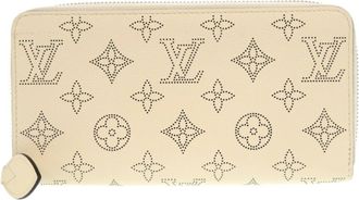 Louis Vuitton Mahina Lv Off White Mahina Leather Long Wallet (Bi-Fold) (Pre-Owned)
