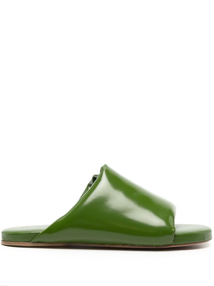 Bottega Veneta: Green Sandals now up to −58% | Stylight