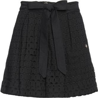 Pinko BOTTOMWEAR - Shorts & Bermuda Shorts on YOOX.COM