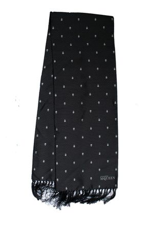 Alexander McQueen Alexander McQueen, gepunte schedel tuxedo sjaal