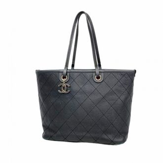 Chanel Black Grained Calfskin Tote Bag (Pre-Owned)