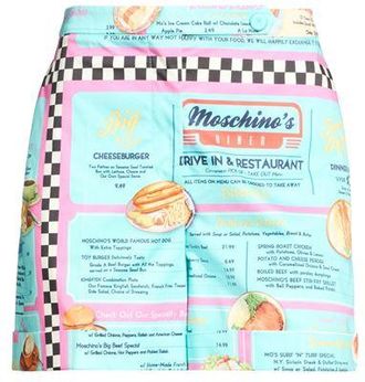 Moschino BOTTOMWEAR - Shorts e bermuda su YOOX.COM
