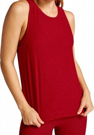 Beyond Yoga Featherweight Rebalance Tank Top In Ruby Red Heather