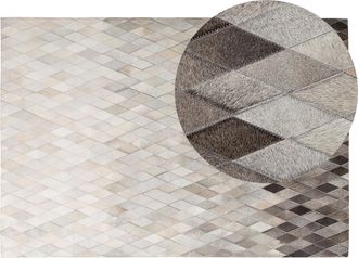 Beliani Alfombra De Piel Blanca Y Gris 140 X 200 Cm Moderna Patchwork Hecha A Mano Maldan