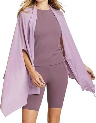 Eddie Bauer Daisy Travel Wrap In Dusty Iris Purple