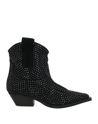 Ella Ankle boots