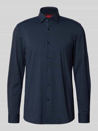HUGO BOSS Slim Fit Businesshemd mit Kentkragen Modell KENNO in Marine, Gr&ouml;&szlig;e 38