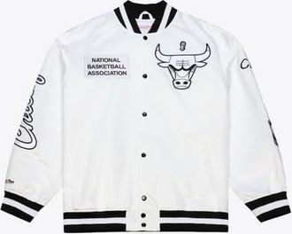 Mitchell & Ness Mens Mitchell & Ness White Chicago Bulls Arctic Lightweight Full-Snap Satin Jacket at Nordstrom, Size Xx-Large