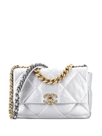 Chanel 19 Flap Bag Quilted Leather Large crossbody bag - Zilver