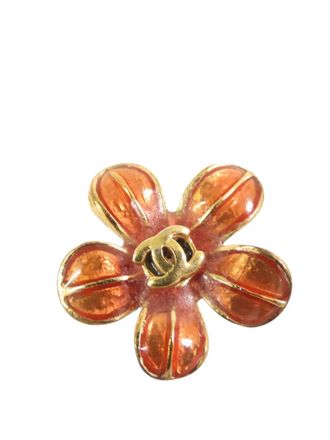 Chanel 2003 Gold Plated Resin CC Flower Push Back Earrings costume earrings - women - Resin/Gold Plated - One Size