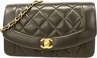 Chanel Leather Shoulder Bag (Pre-Owned)