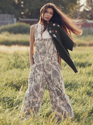 Twik Womens Patterned loose-fit denim overalls