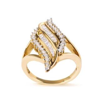 House of Brilliance 10K Yellow Gold 1/2 Cttw Diamond Cocktail Ring at Nordstrom, Size 7