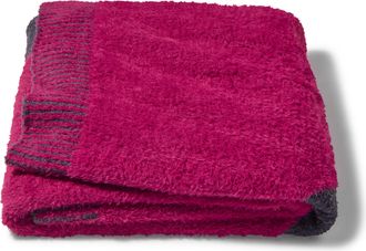 Nike Cozy Blanket in Red | N1014950-667