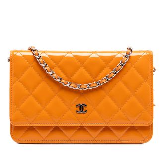 Chanel Tweedehands Cc Gequilt Patent Clutch Met Ketting