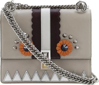 Fendi Pre-owned Shoulder Bags, female, Brown, Size: ONE SIZE Pre-owned Chain Leather Shoulder Bag